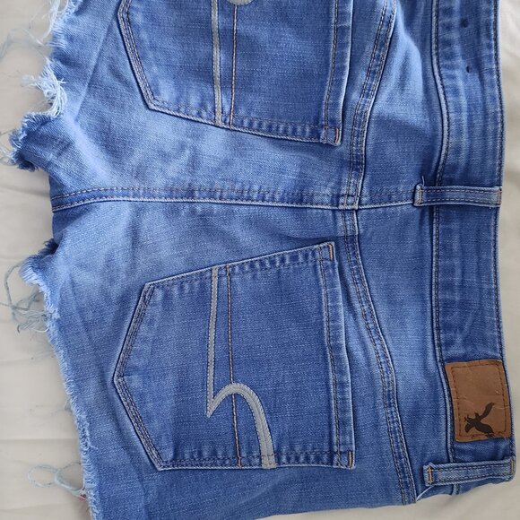 Shorts 6 - Picture 3 of 5